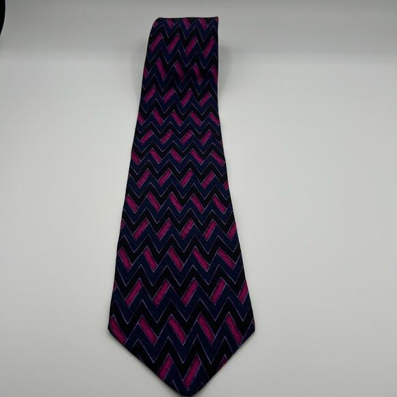 VTG Valentino Neck Tie - Picture 2 of 6